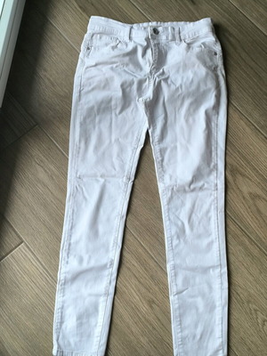 White elastic denim pants like new, size 42