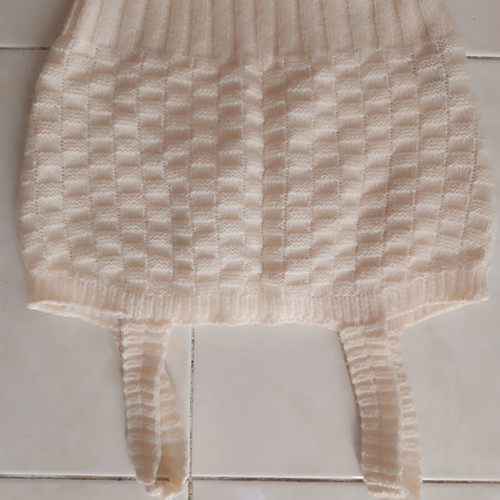 Shein knitted top medium cream color like new