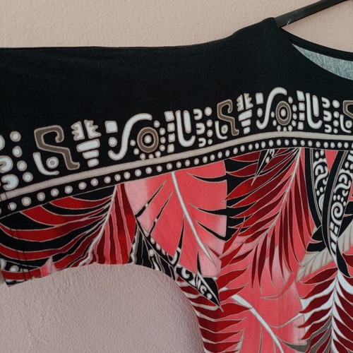 Maxi dress with tropical leaf pattern, plus size, lightweight