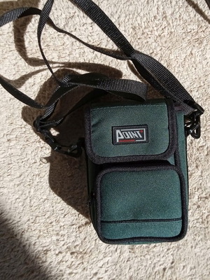 Point Profesional Shoulder Bag medium new 19cmx9cm