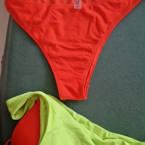Swimwear set like new, orange, with extra bottom piece