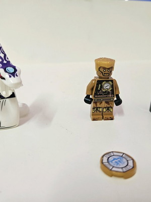 Ninjago 3 compatible figures used