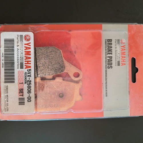 Yamaha Fazer 600 rear brake pads like new