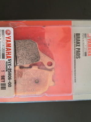Yamaha Fazer 600 rear brake pads like new