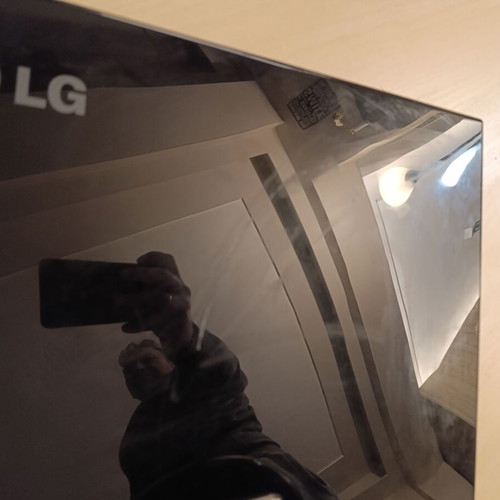 LG Flatron L1900R-BF monitor used 19 inch with DVI