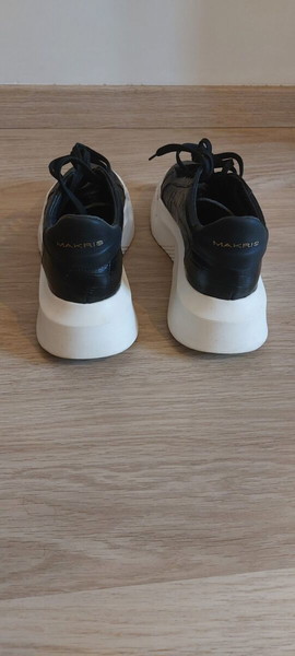 MAKRIS sneakers γυναικεία  μόνο 128 ευρώ!!!