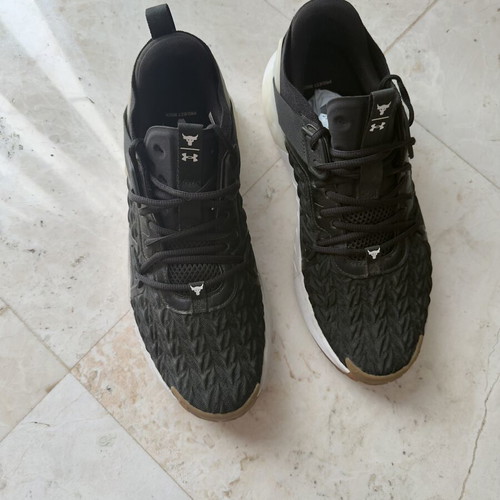 Under Armour Project Rock 6 athletic shoes size 46 used
