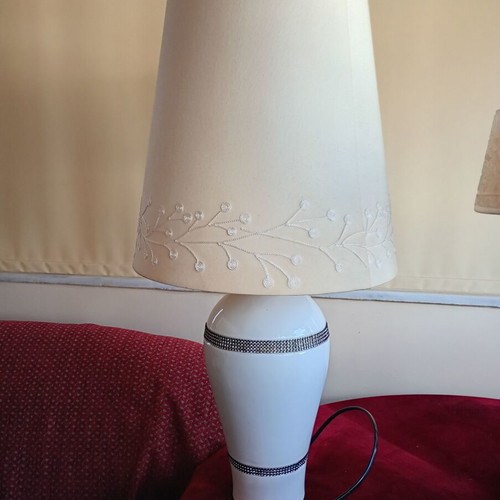 Porcelain table lamp like new, 68 cm height