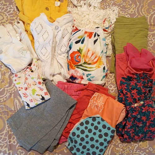 Summer clothes pack for 3-year-old girl like new, 15 pieces