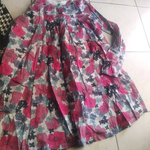 Set of 2 dresses Cinema Donna and United Colors of Benetton like new