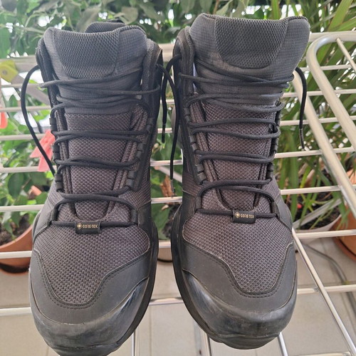 Adidas Terrex Goretex boots like new, size 46 2/3, black
