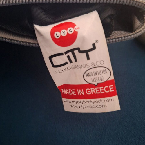 City toiletry bag like new