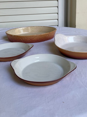 Set of 4 used vintage ceramic and porcelain ovenware