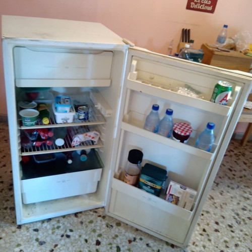 Ψυγείο ELCO μεταχειρισμένο, μικρών διαστάσεων, σε πολύ καλή κατάσταση