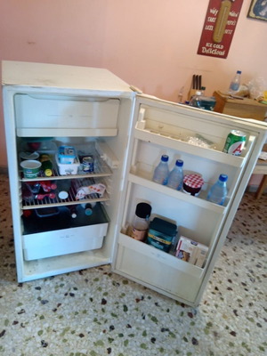 Ψυγείο ELCO μεταχειρισμένο, μικρών διαστάσεων, σε πολύ καλή κατάσταση