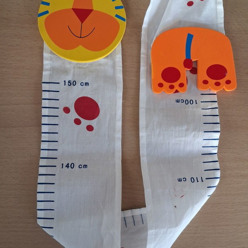 Height meter for children like new, 80-150 cm