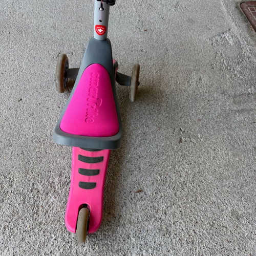 Smart Trike children's scooter like new with seat, fuchsia color
