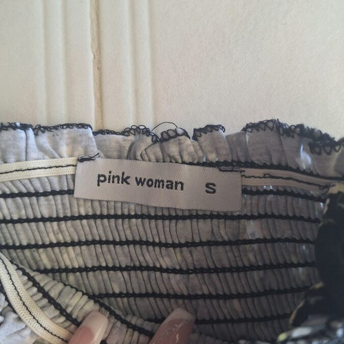 Pink Woman black smocked top with floral print size S like new