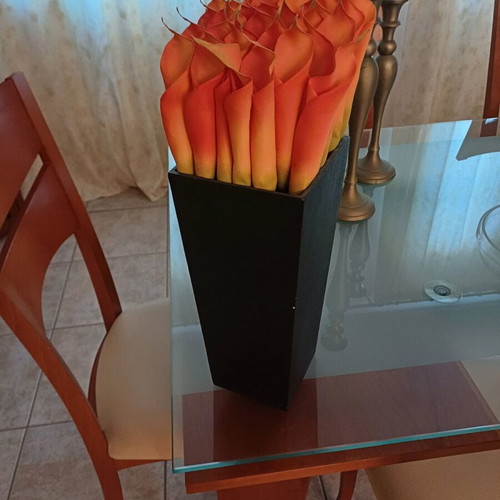 Decorative vase like new with fabric flowers
