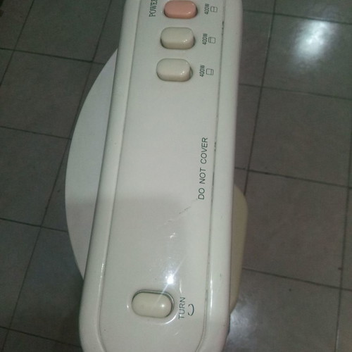 Halogen space heater used with 3 lamps 1,200W rotating