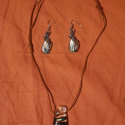 Murano glass necklace and earrings set new, blue