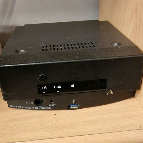 Sony POP-FMA1 4k content generator like new with 3 HDMI outputs