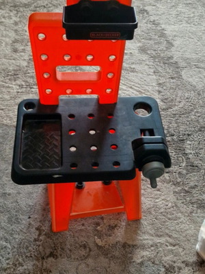 Workbench toy used with gifts