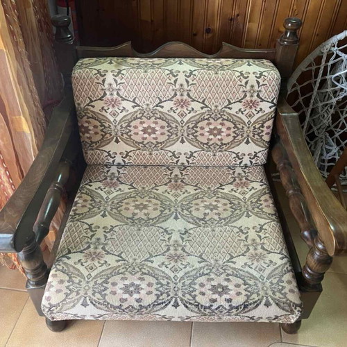 Wooden armchair single bed with mattress