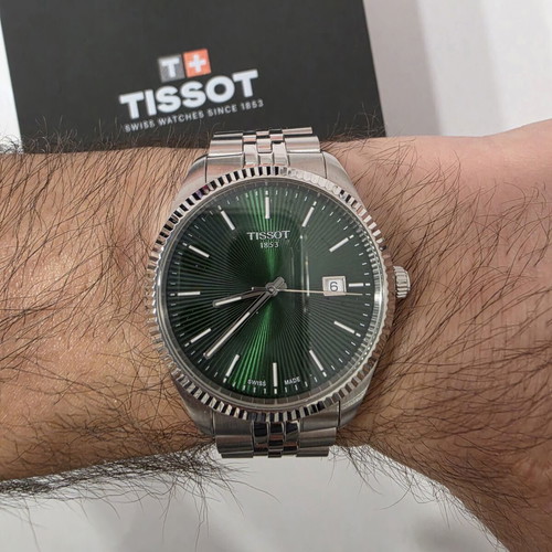 Tissot Ballade 40mm wristwatch like new, quartz, silver