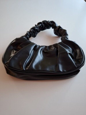 Handbag new black faux leather with magnetic closure