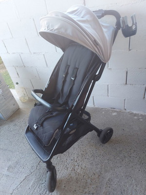 Graco Mayo stroller with rain cover, mosquito net and cup holder