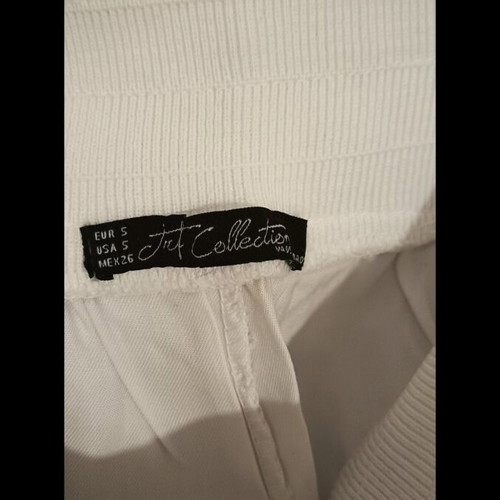 White Zara pants like new with elastic waist and ankle, size S