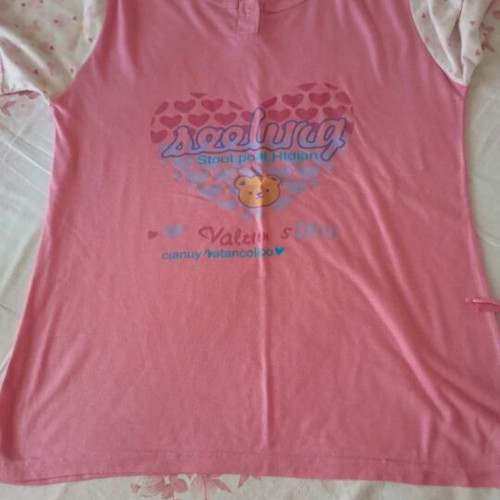 Pajama with 3/4 pants like new, white and pink