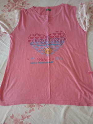Pajama with 3/4 pants like new, white and pink