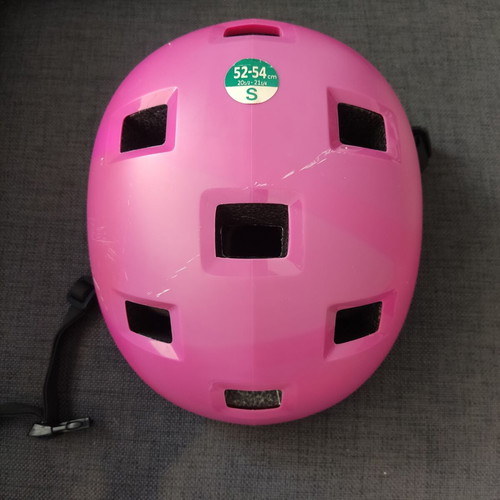 Oxelo helmet like new