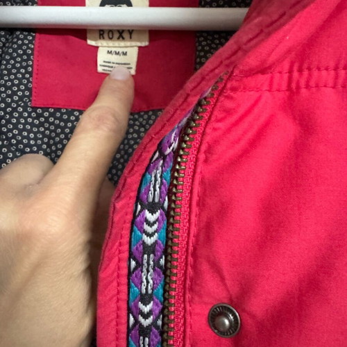 Roxy jacket red size M like new
