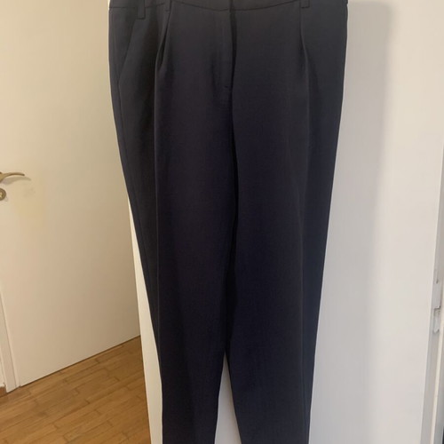 Tara Jarmon women's pants dark blue size 40 like new