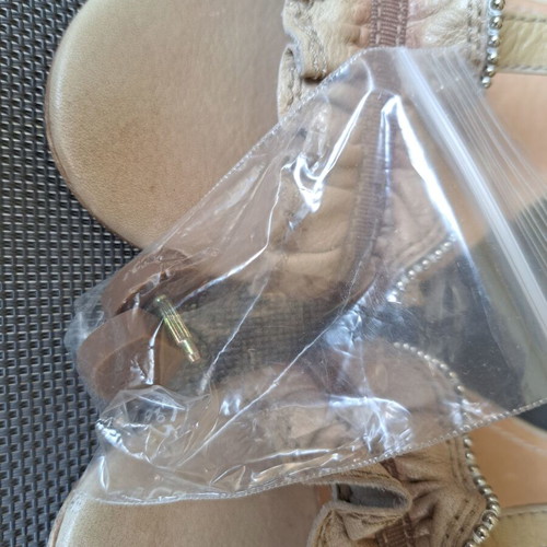 Hispanitas sandals size 40 like new, beige, minimal design