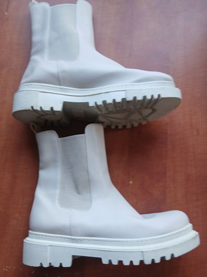 Ankle boots beige, used once, size 41