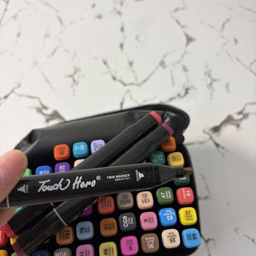 60 Colours Dual Tip Art Markers with Carry Case
