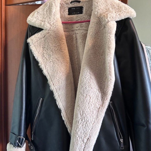 Sinsay Black Faux Leather Jacket with Fur Lining like new