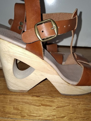 Women's wooden platforms used No 40, brown leather