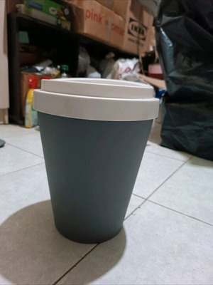 Mini office trash bin new, modern design