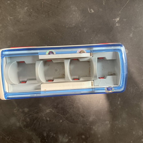 Toy bus