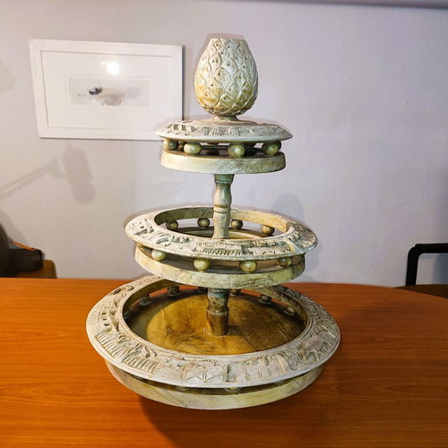 Wooden carved 3-tier ordeviera vintage used