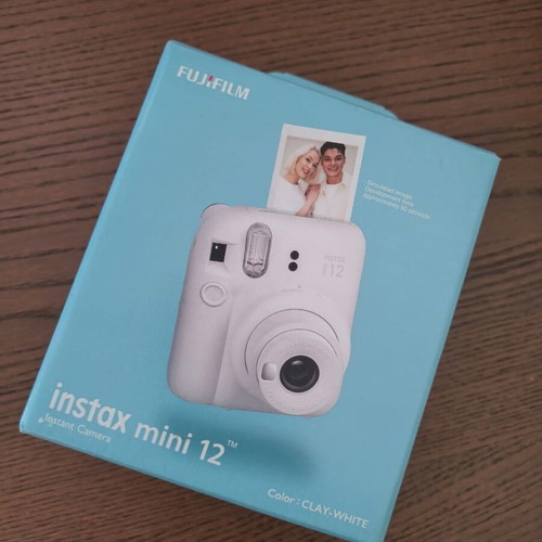 Instax Mini 12 Fujifilm camera new
