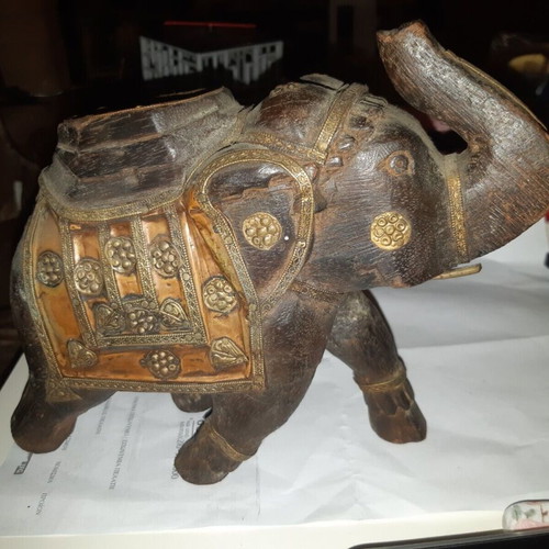 Wooden decorative elephant large handmade used with copper and bronze inlay