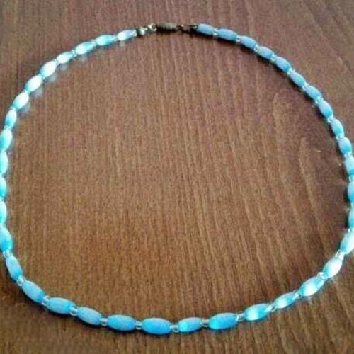 Vintage necklace with blue beads used, length 40 cm