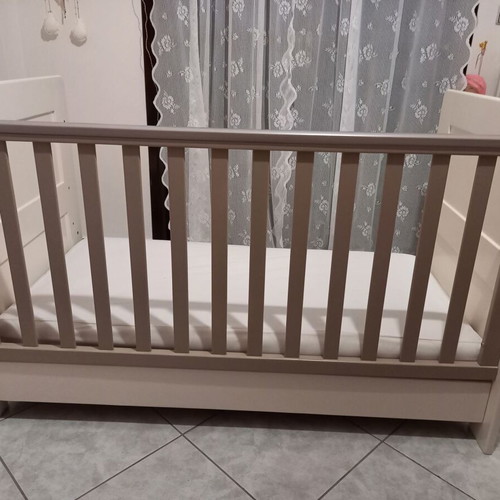 Convertible baby bed to children's bed, beech wood and melamine
