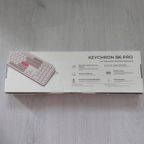 Keychron B6 Pro Ultra-Slim Wireless Keyboard new, Retro Red